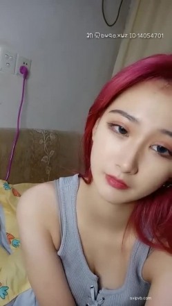 重磅资源(森森木木)首次平台啪啪，被大屌男口爆鞭子虐待各种姿势啪啪 截图1
