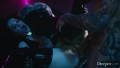Deeper.19.07.23.Joanna.Angel.And.Evelyn.Claire.XXX.1080p.MP4-KTR[XvX] 截图9