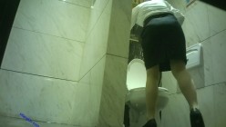 美女如云奢侈品商场女厕真全景偸拍数位制服气质小姐姐方便 丝袜高跟擦逼尿尿 截图1