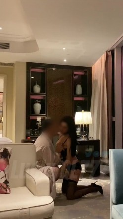 大神luckyql777调教爆乳长腿美女 截图3