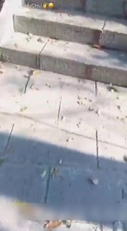 网红月儿演绎小美女爬山被色狼尾随跟踪强干呻吟刺激 截图3