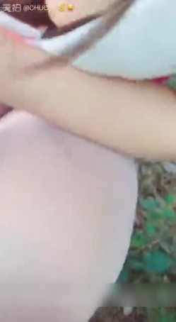 网红月儿演绎小美女爬山被色狼尾随跟踪强干呻吟刺激 截图8