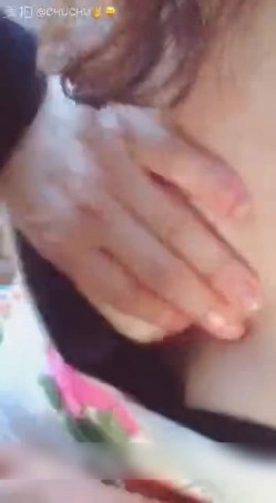 网红月儿演绎小美女爬山被色狼尾随跟踪强干呻吟刺激 截图14