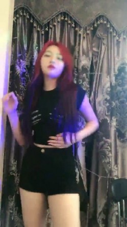 校花！成都KTV公主下海！【破处】，貌美如花的重庆妹子，尺度升级，各种掰穴 截图8