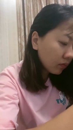 哎！学妹给操了，【学姐姐】心如刀割！含泪拿出纸巾狂撸，学生气息扑面而来，带你回到大学开房 截图3