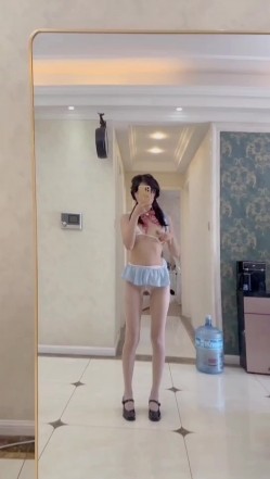 顶级女模露脸泄密！万人求购百万粉女神【幻儿】完整私拍视图，有颜值有身材金主的最爱，啪啪内射 截图2