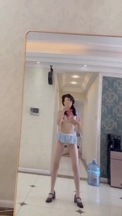 顶级女模露脸泄密！万人求购百万粉女神【幻儿】完整私拍视图，有颜值有身材金主的最爱，啪啪内射 截图15
