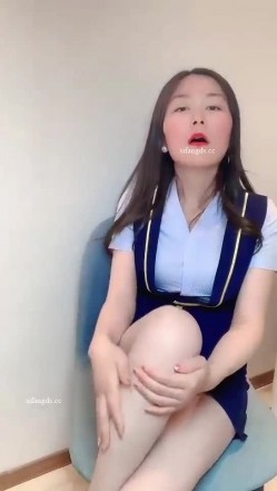 【熟女福利】快手丝袜熟女团队，【花嫂】福利视频30V 超级骚，特别骚气的少妇 截图4