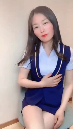 【熟女福利】快手丝袜熟女团队，【花嫂】福利视频30V 超级骚，特别骚气的少妇 截图5