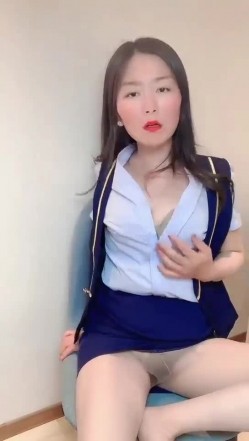 【熟女福利】快手丝袜熟女团队，【花嫂】福利视频30V 超级骚，特别骚气的少妇 截图9