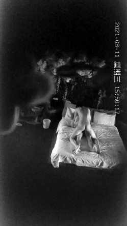 【酒店偷拍】增添新房型大学生入住俊男美女激情 截图2