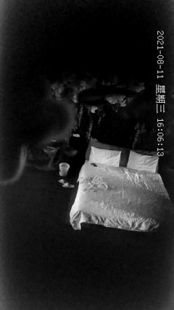 【酒店偷拍】增添新房型大学生入住俊男美女激情 截图5