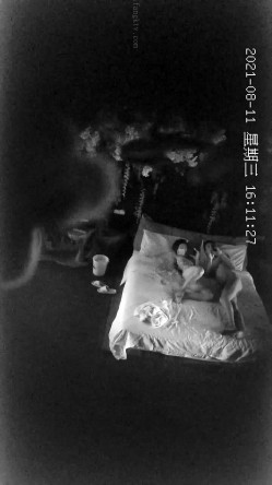 【酒店偷拍】增添新房型大学生入住俊男美女激情 截图6