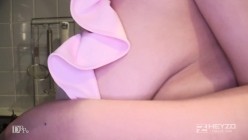 HEYZO-1274 爆乳家政婦・りなさん～オッパイが大きすぎて欲情してしまいました～ - 荒木りな 截图4