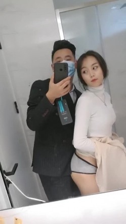 超极品，漂亮校花，酒店福利，翘臀往后顶裤裆：’舒服吗，哈哈‘！ 截图6