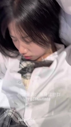 【黑马露脸群】，羞涩养成系妹子，全程手机怼脸拍摄，完美露脸，主动女上位，射了一脸精液 截图7