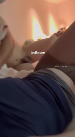 超极品绿帽淫妻，【琢木鸟夫妻】，32岁，气质绝佳的前海航空姐，单男操逼，老公抠菊花，玩得嗷嗷叫！ 截图2