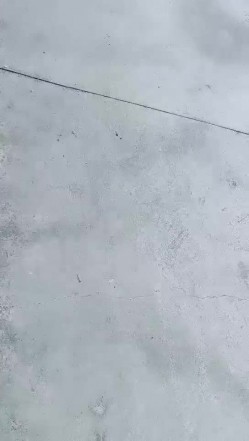 【户外小淫雪】公园超市~户外全裸 ️跳蛋大黑牛~车内狂震喷水 ️搞得大哥可紧张啦！ 截图4