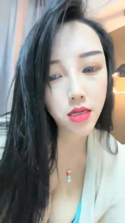 178胸膜！~【傲胸新木优子】，KTV土豪淫乱，高端酒店会牛郎！夜生活真是丰富，之前还爱装逼不脱呢 截图11