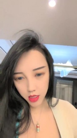 178胸膜！~【傲胸新木优子】，KTV土豪淫乱，高端酒店会牛郎！夜生活真是丰富，之前还爱装逼不脱呢 截图13