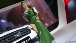 【车模】车展偷拍模特 车模 角度刁钻，全方位视角 截图6