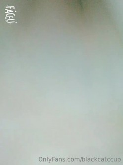 国产清纯美足M小母狗「BlackCatluna」OF露脸私拍 反差婊欲求不满自慰足交性爱多人啪啪 截图12