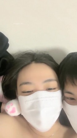 最新力作，香港浸会大学老师，【英语老师在读研】，边上网课边吃鸡，黑森林湿漉漉，被男友骚扰的心慌意乱！ 截图14