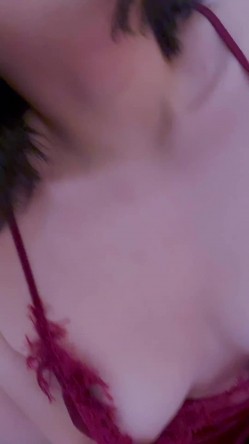 《重磅炸弹 全站无水首发》30万人追踪的极品网美推特尤物kitty顶级露脸反差私拍 身材颜值天花板各种肉战3P有钱人的玩物 截图15
