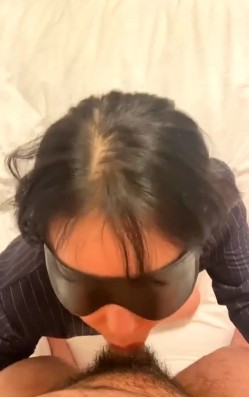 要我说还是得找骚的，技术就是好，尤其自己抱着自己奶子的时候 截图3