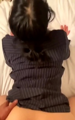 要我说还是得找骚的，技术就是好，尤其自己抱着自己奶子的时候 截图16