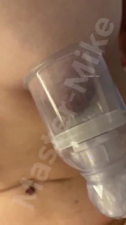 真枪实弹折磨女奴！推特重度虐女金主【迈克大师】饲养多位性奴开发私拍，操够了各种花样 截图6