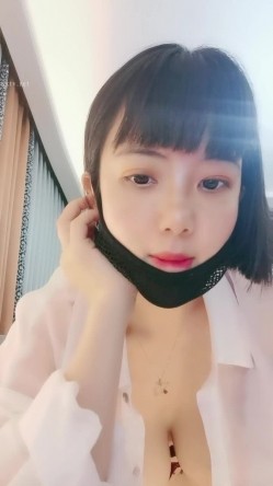 G奶女神！奶子超级大~【暖暖】揉穴自慰！撸到肾虚，纯天然无添加，白得能看到血管，超赞 截图6