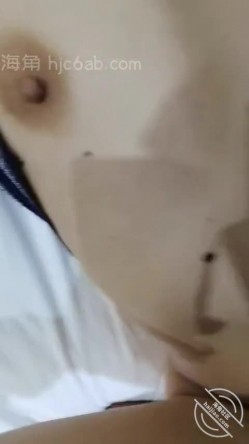 海角社区好哥哥封神之作 ️灌醉后强上了03年妹妹 舔逼后草哭最后射在屁股上 截图12