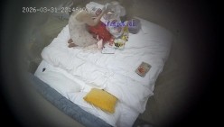 酒店偷拍大奶学妹喜提毕业证书和男友开房庆祝让男友用手指插穴忍不住激情操逼 截图13