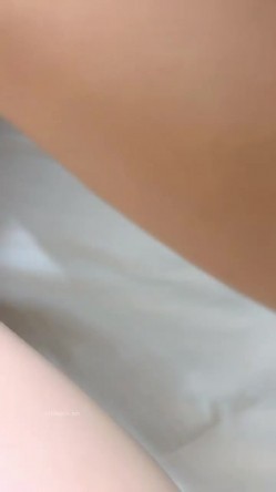 最新力作，香港浸会大学老师，【英语老师在读研】，边上网课边吃鸡，黑森林湿漉漉，被男友骚扰的心慌意乱！ 截图13