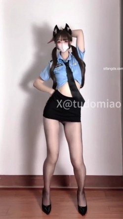 推特顶级裸舞福利姬 土豆喵，新晋的裸舞福利姬，但裸舞跳的极其专业，说是裸舞界的天花板也不为过其擅长抖音风裸舞 截图15