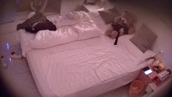 大学城民宿 妓女小姐日常接客 这次终于用上精油了 在小姐姐的服侍下 两位大哥光速缴械 截图6