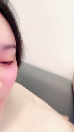 九头身极品御姐！【175车模小雨】漂亮巨乳翘臀美逼超诱人 截图11