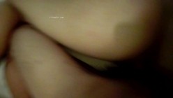 云盘高质露脸泄密！干练短发虎牙美少妇真实日常生活+性爱自拍曝光，呻吟声一绝，大量国语对话 截图15