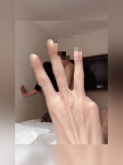 沈阳~3P蜜桃臀健身房女女神，‘哎哟这身材，你看黄片都能射两天’。特别会扭，后入，坐骑，堪称完美的女神！！！ 截图11