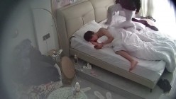 酒店偷拍连续3天入住的年轻情侣古灵精怪的双马尾可爱甜妹被男友不分日夜操了几次 截图12