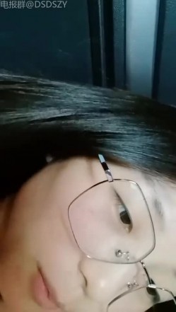 ️勾搭主播【反差小饼干】反差人妻! 勾搭外卖~无套狂操~车震吞精 截图4