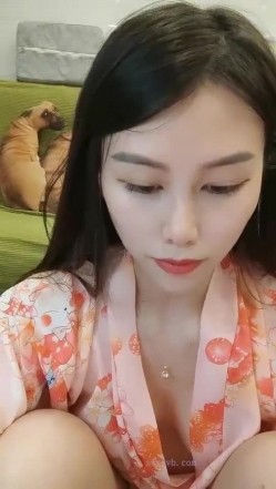 极品高颜冷艳御姐，反差小妈感女主播「金刚护撸娃」「小奶猫」激情淫语撩骚，和姐妹下海大秀，互舔互口假鸡巴互插 截图15