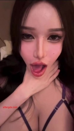穷人女神金主母狗！巨乳绿茶婊【顾灵曦】私拍福利，吃屌车震道具自慰，被土豪无套射了满背 截图14