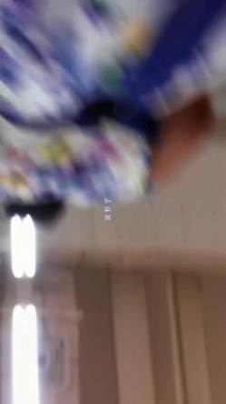 商场 公交 地铁 街头等各地顶级抄底 漂亮小姐姐 全部为真空无内 十足过了把瘾 截图16