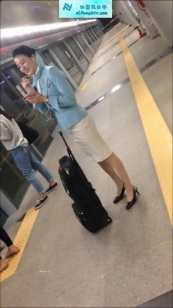 【真实空姐】各大航空美丽空姐不欲人知的真实反差 截图7