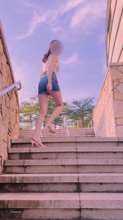 香港人妻【Sexcat07】最新订阅 付费原创粤语PPV剧情AV，真实按摩店色诱男技师，醉酒和陌生人做爱，约单男3P 截图2