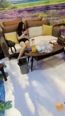 极品黑丝高跟模特身材美女主播情趣酒店约来样子猥琐的变态恋物癖粉丝啪啪婉美岛国AV 截图5