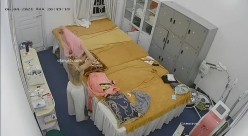 黑客破解美容院摄像头 偷拍女顾客脱光衣服激光雷射.脱毛护理 截图1
