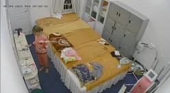 黑客破解美容院摄像头 偷拍女顾客脱光衣服激光雷射.脱毛护理 截图15